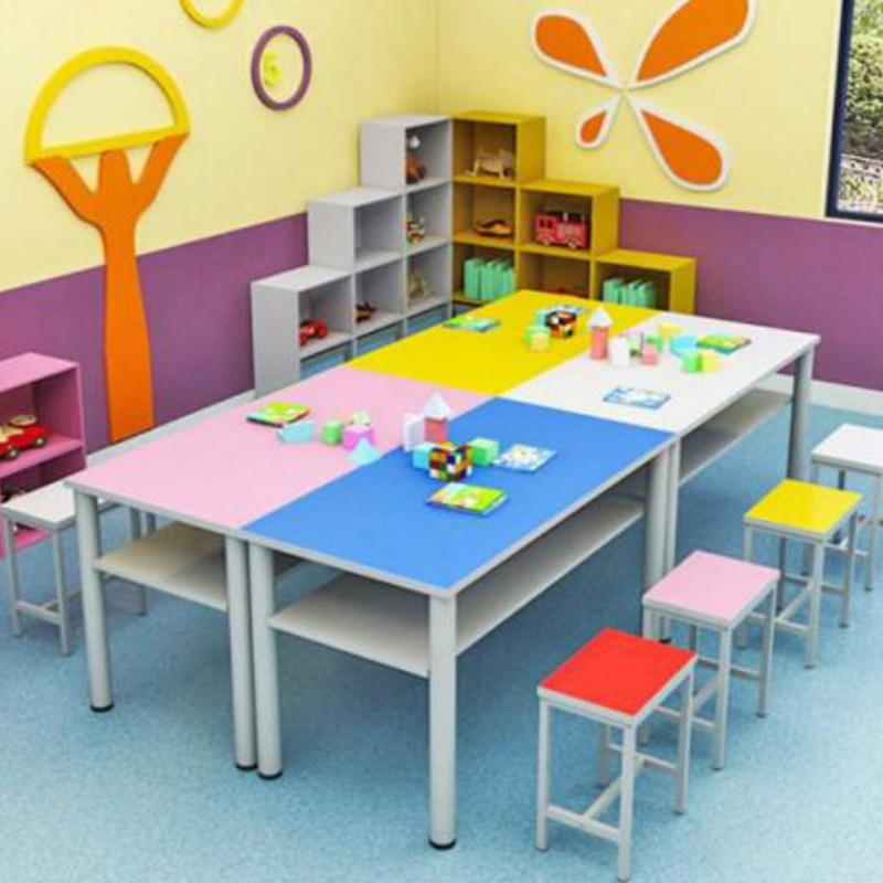 Mesa colorida larga UC-A4002 para jardín de infantes