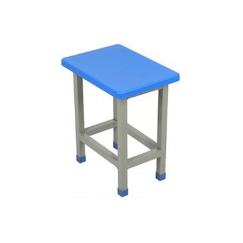 UC-A2504 Taburete cuadrado pequeño para aula