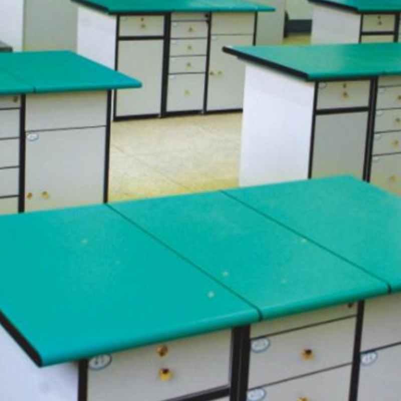 Mesa de laboratorio duradera